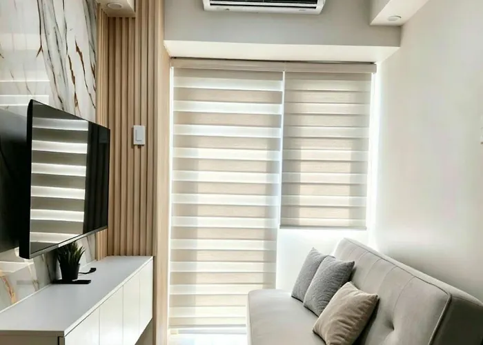 Modern Haven Staycation Near Moa - 1br At Shore3t1 -city View Apartment Manila