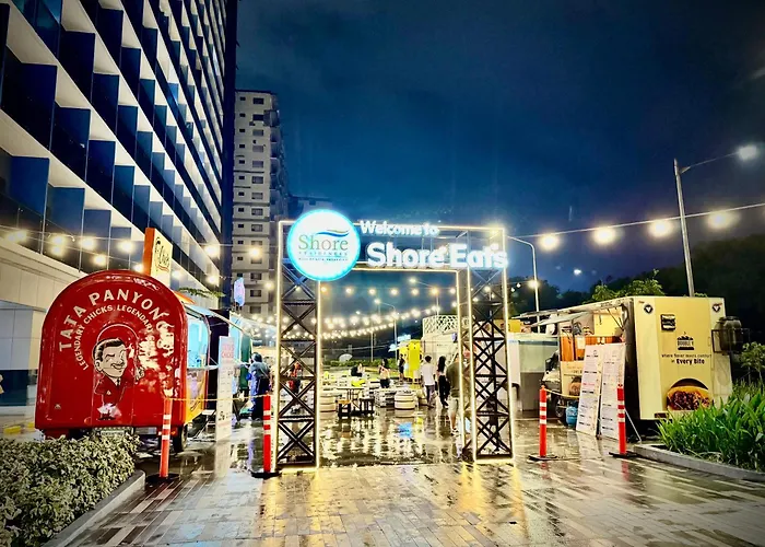 Modern Haven Staycation Near Moa - 1br At Shore3t1 -city View Apartment